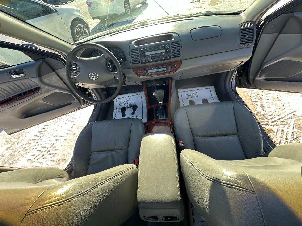 Toyota Camry LE V6 2003