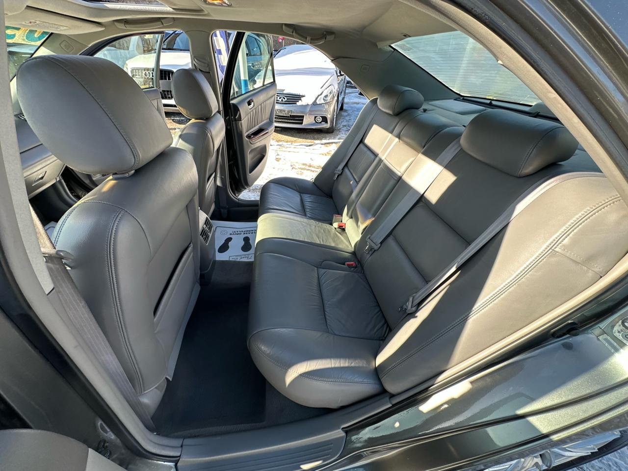 Toyota Camry LE V6 2003