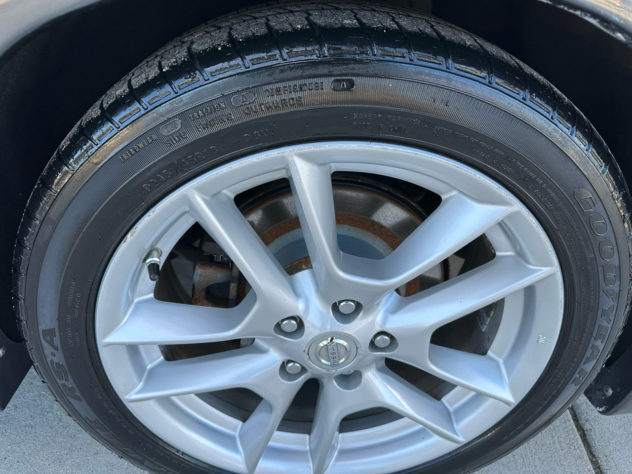 Nissan Maxima S 2009