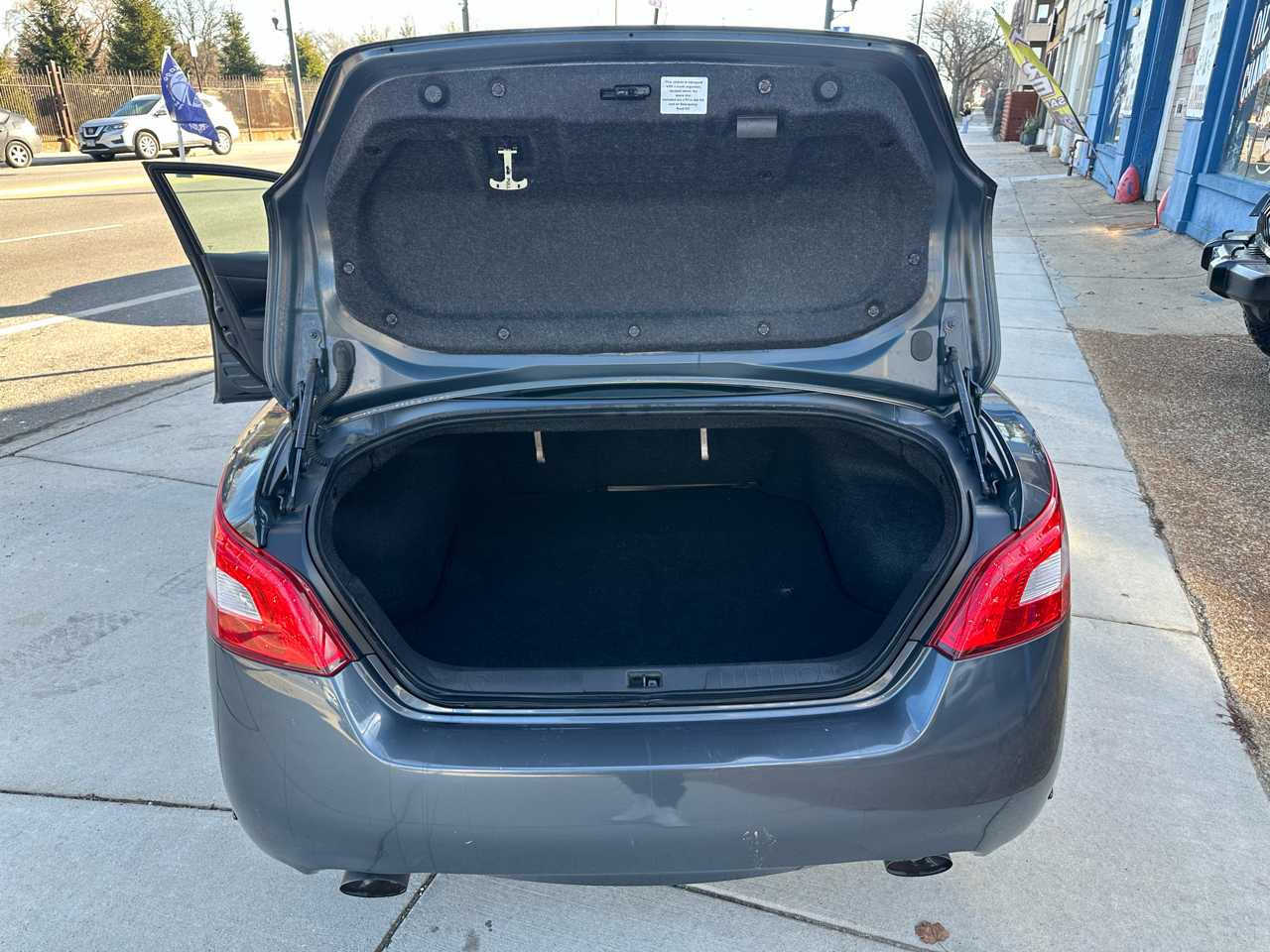 Nissan Maxima S 2009