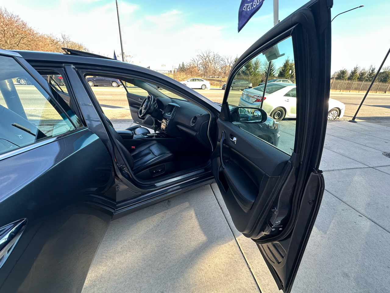 Nissan Maxima S 2009