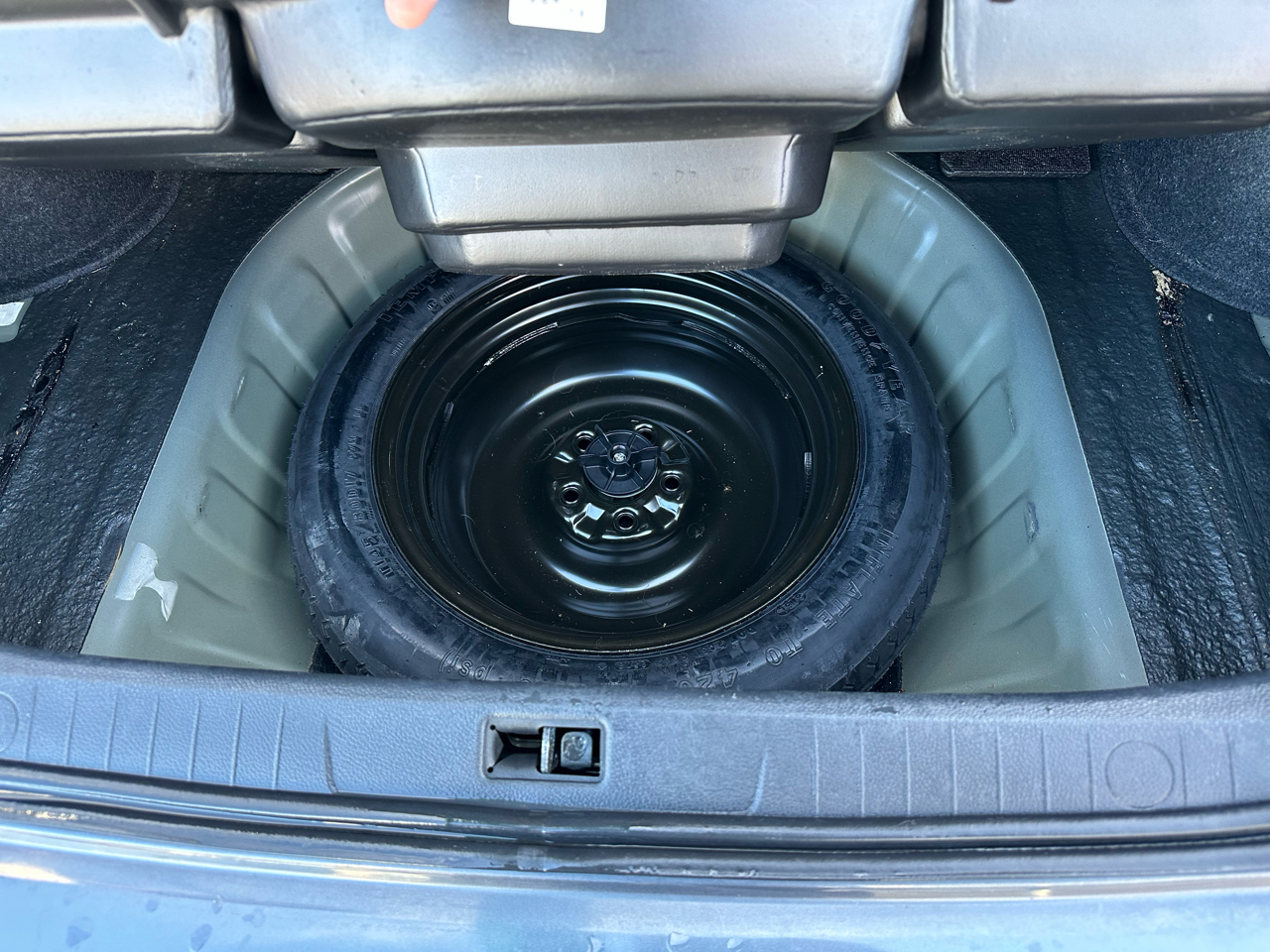 Nissan Maxima S 2009