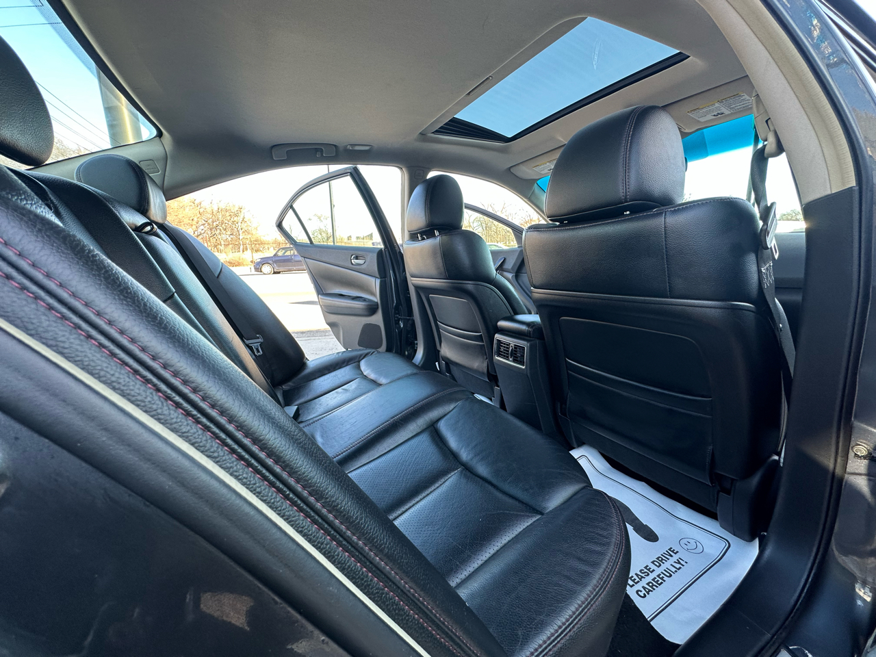 Nissan Maxima S 2009