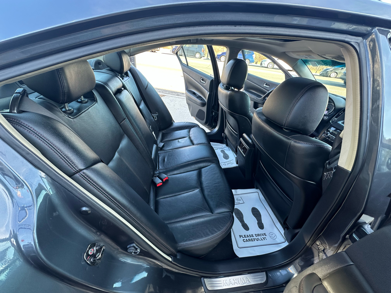 Nissan Maxima S 2009