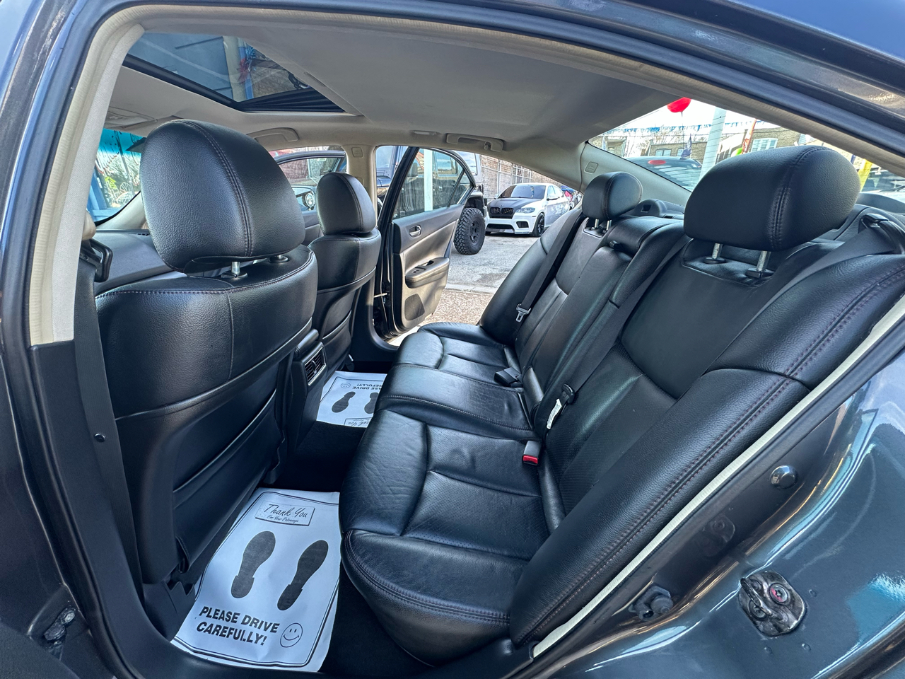 Nissan Maxima S 2009