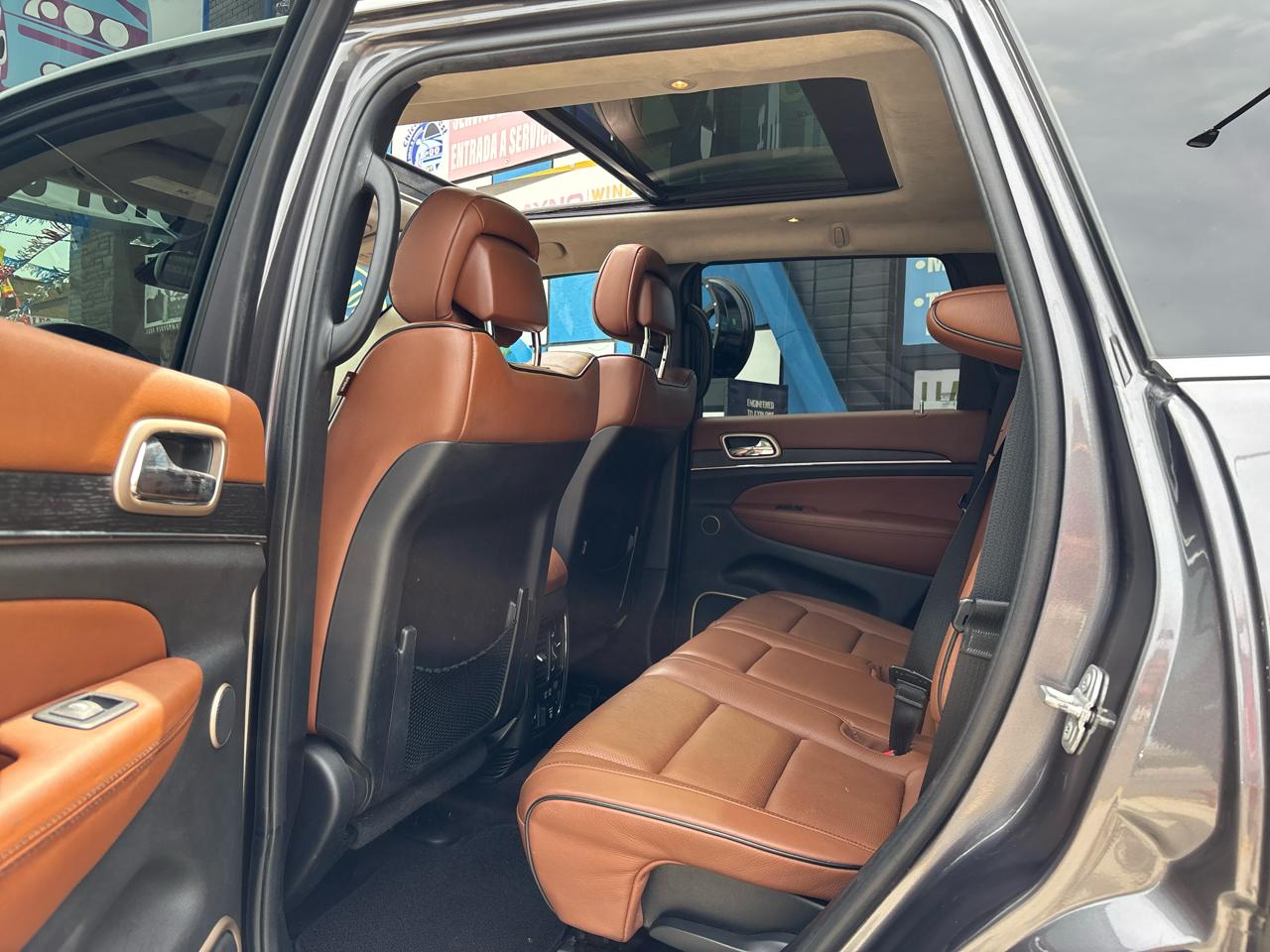 Jeep Grand Cherokee Summit 4WD 2016