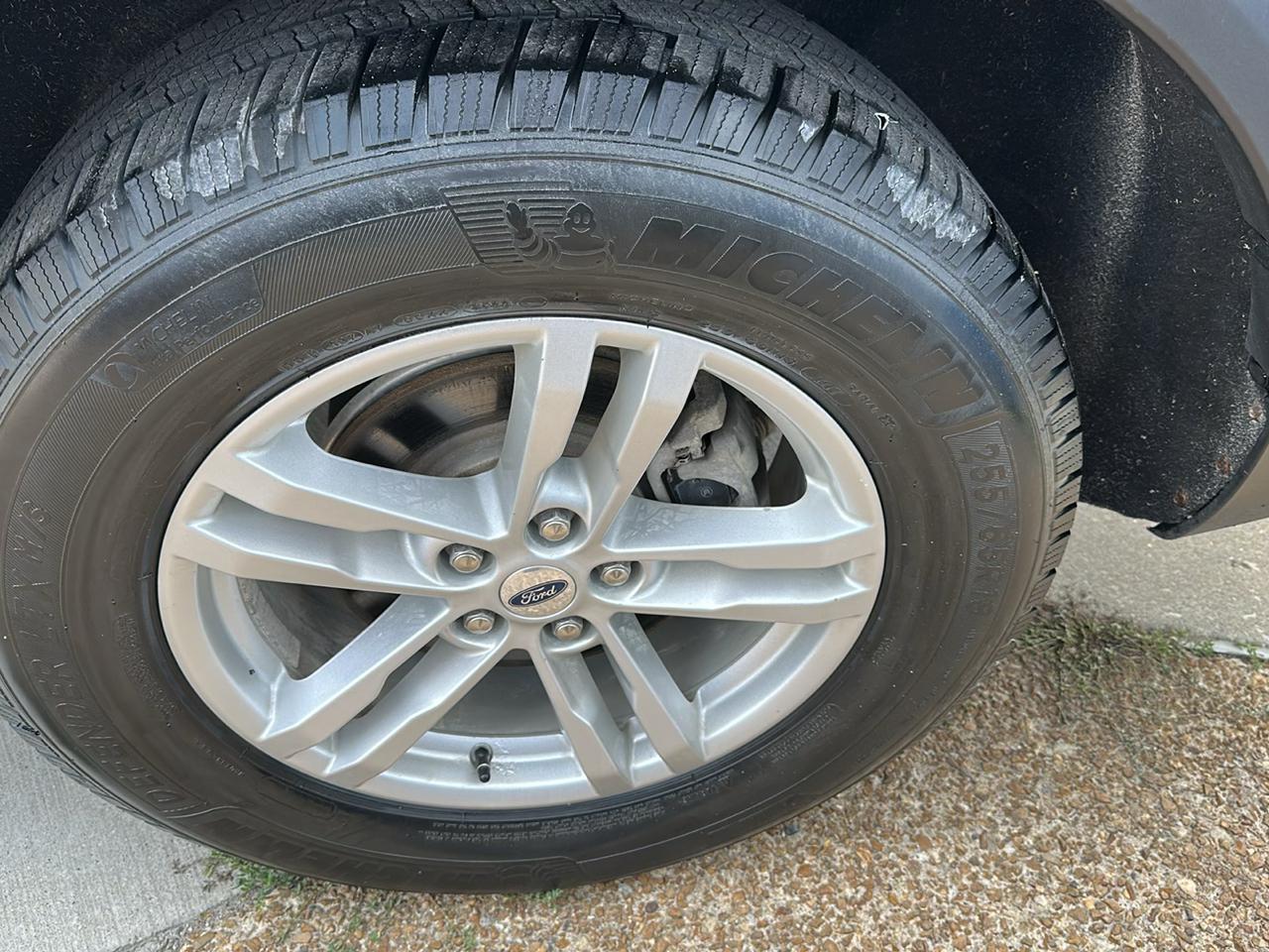 Ford Explorer XLT AWD 2021