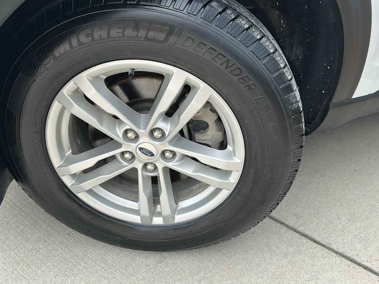 Ford Explorer XLT AWD 2021