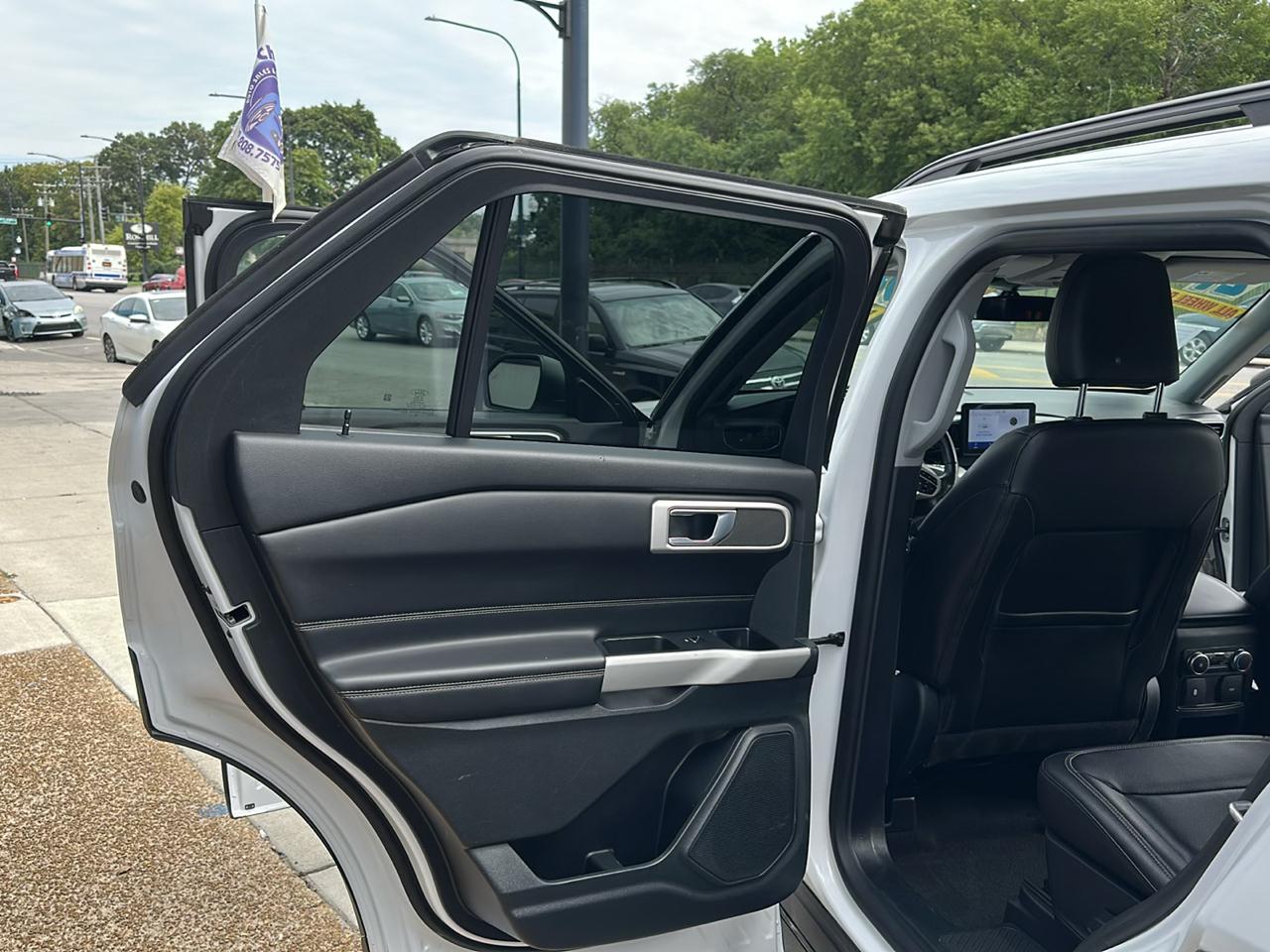 Ford Explorer XLT AWD 2021