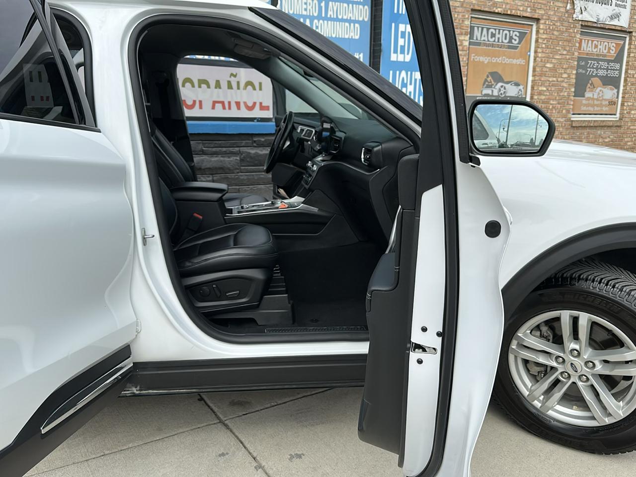Ford Explorer XLT AWD 2021