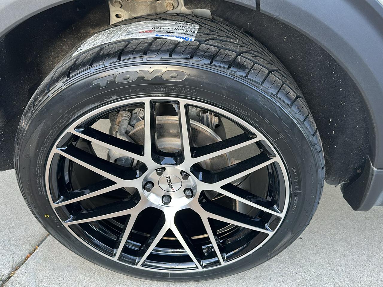 Ford Explorer XLT AWD 2021