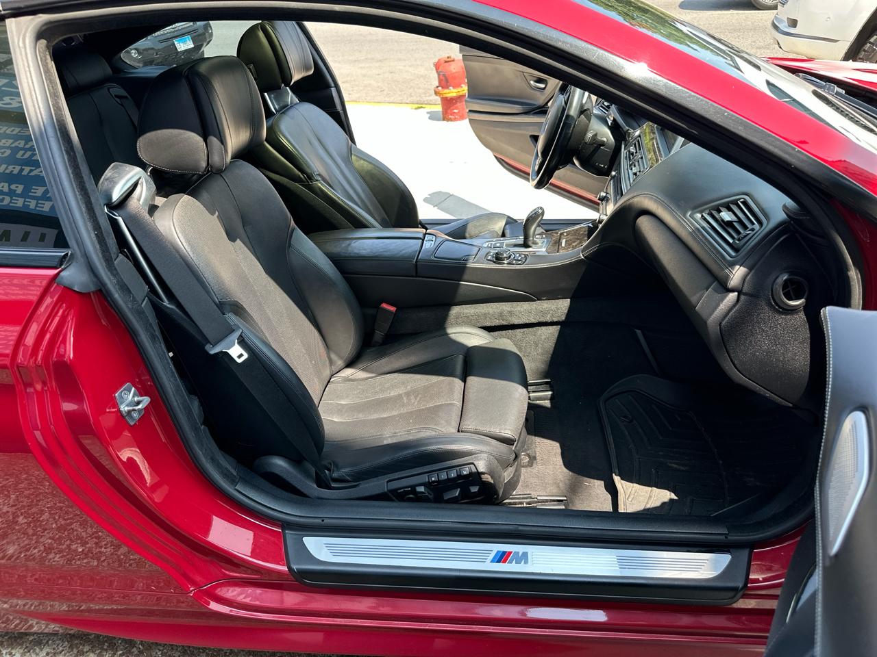 BMW 6-Series 650i Coupe 2012