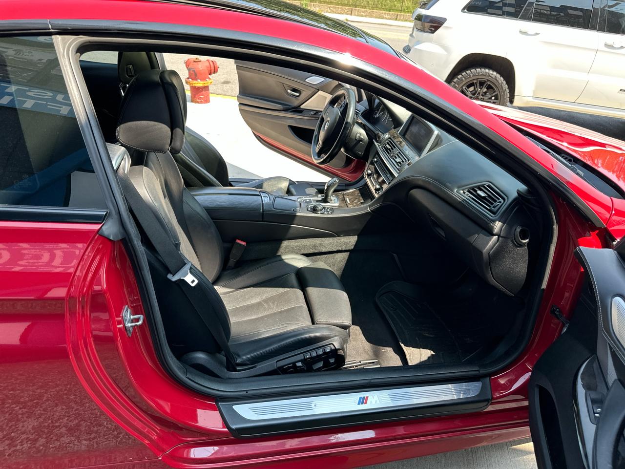 BMW 6-Series 650i Coupe 2012