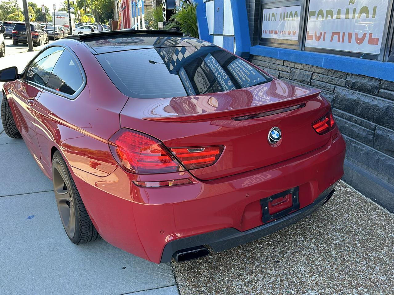 BMW 6-Series 650i Coupe 2012