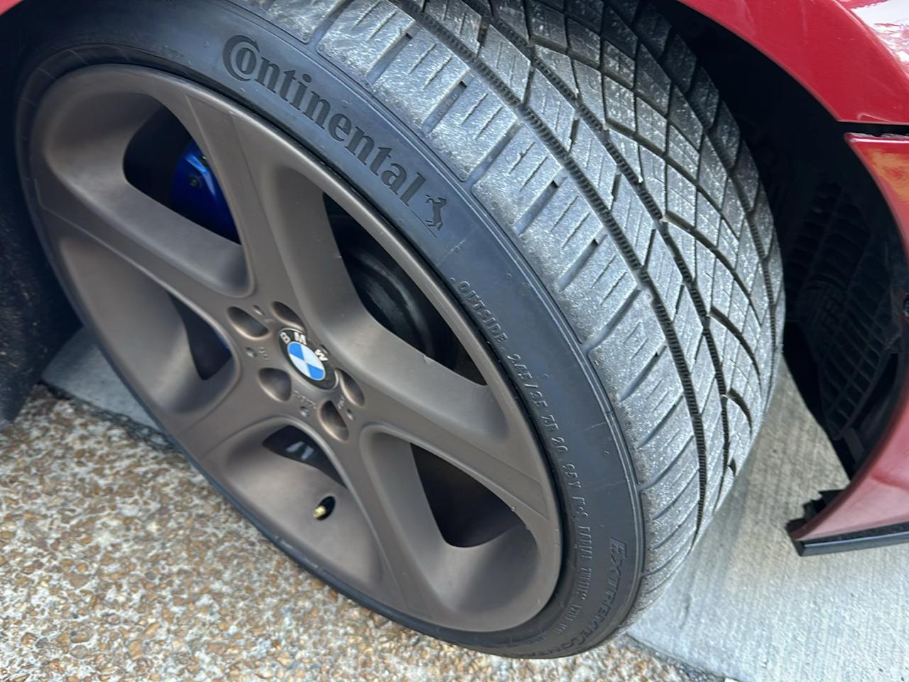 BMW 6-Series 650i Coupe 2012