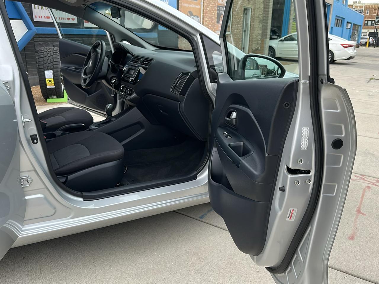 Kia Rio LX 6A 2016