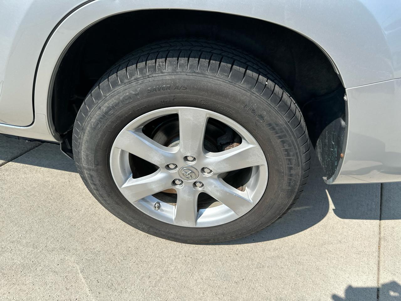 Toyota RAV4 Limited I4 2WD 2008