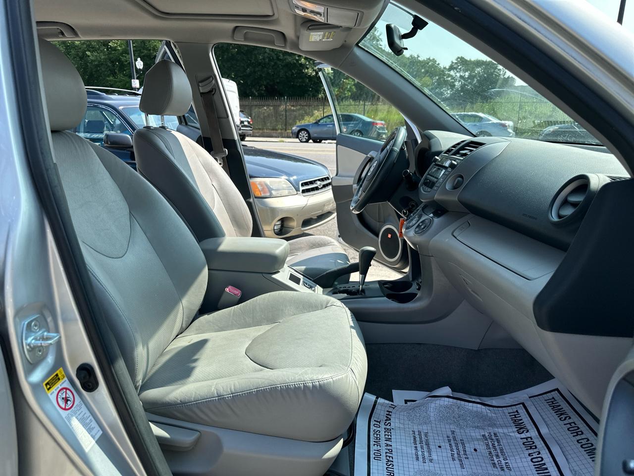 Toyota RAV4 Limited I4 2WD 2008