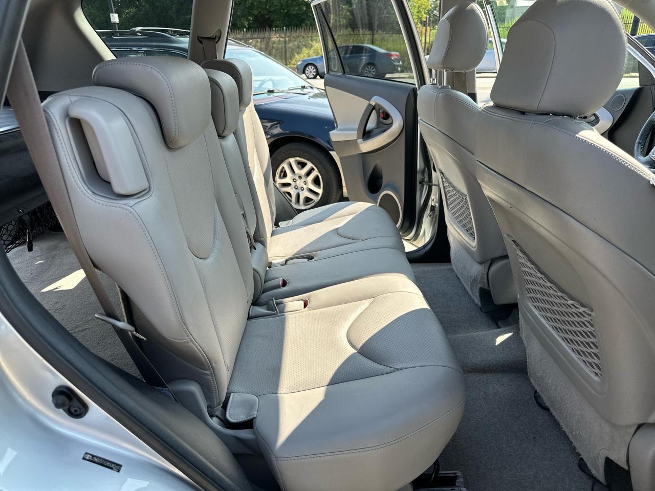 Toyota RAV4 Limited I4 2WD 2008