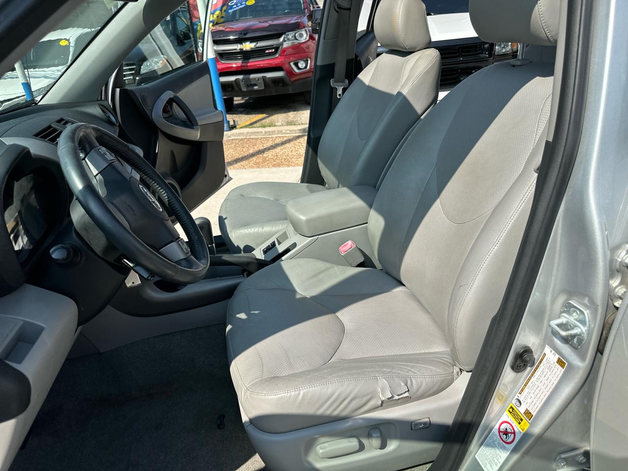 Toyota RAV4 Limited I4 2WD 2008