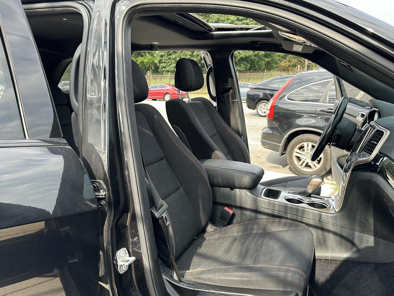 Jeep Grand Cherokee Laredo 4WD 2016
