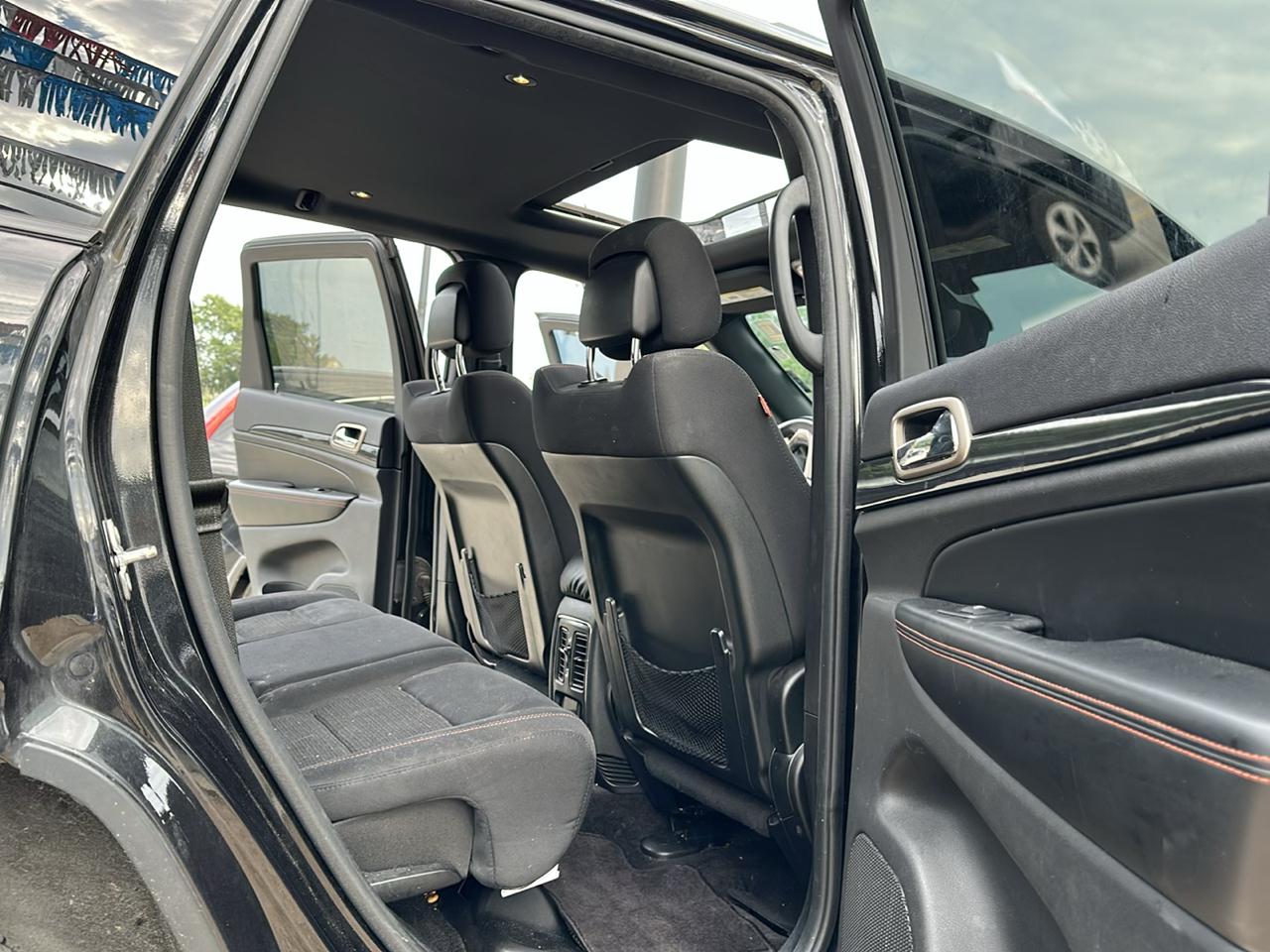 Jeep Grand Cherokee Laredo 4WD 2016