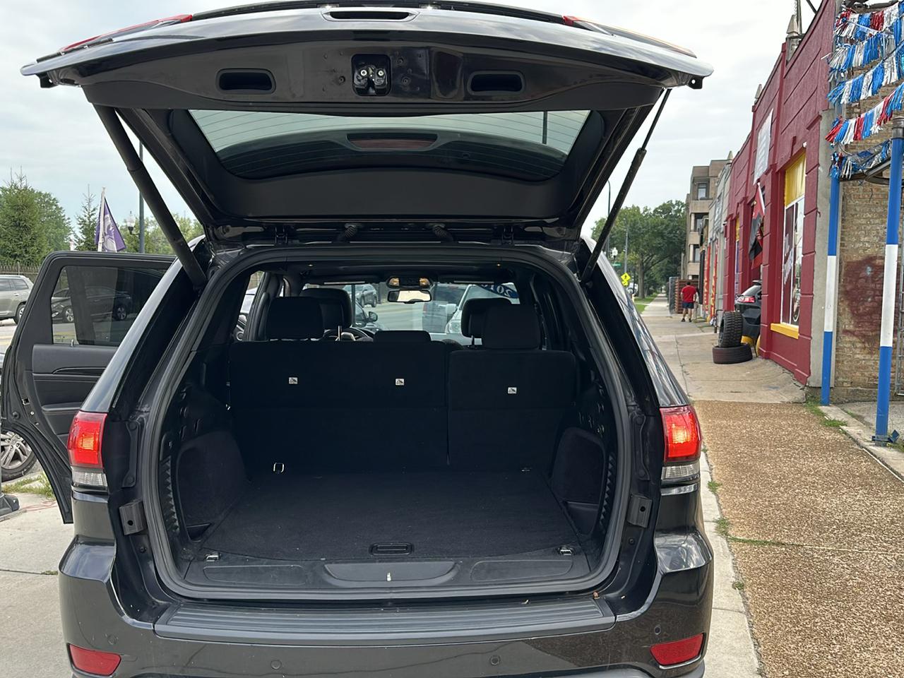 Jeep Grand Cherokee Laredo 4WD 2016