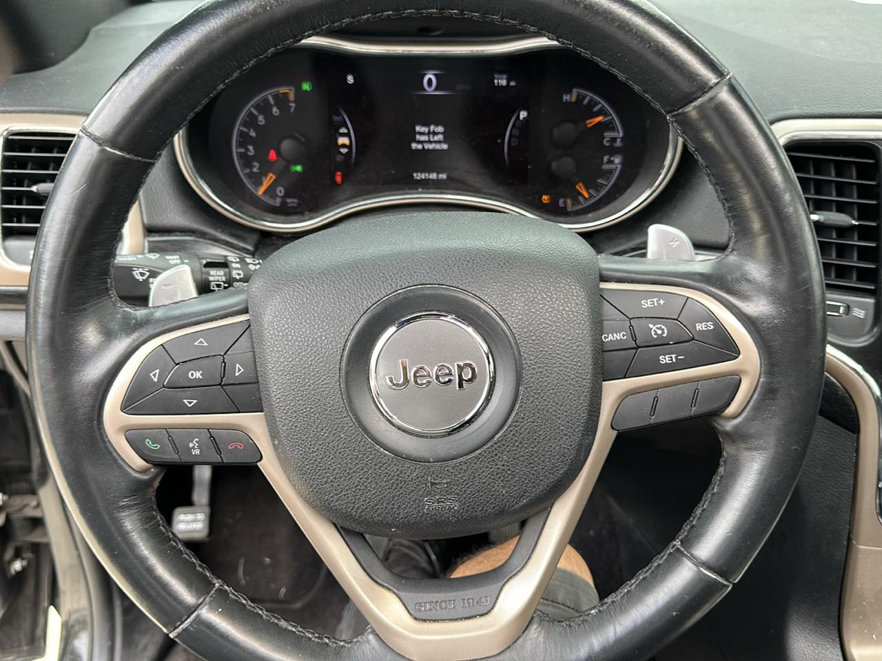 Jeep Grand Cherokee Laredo 4WD 2016