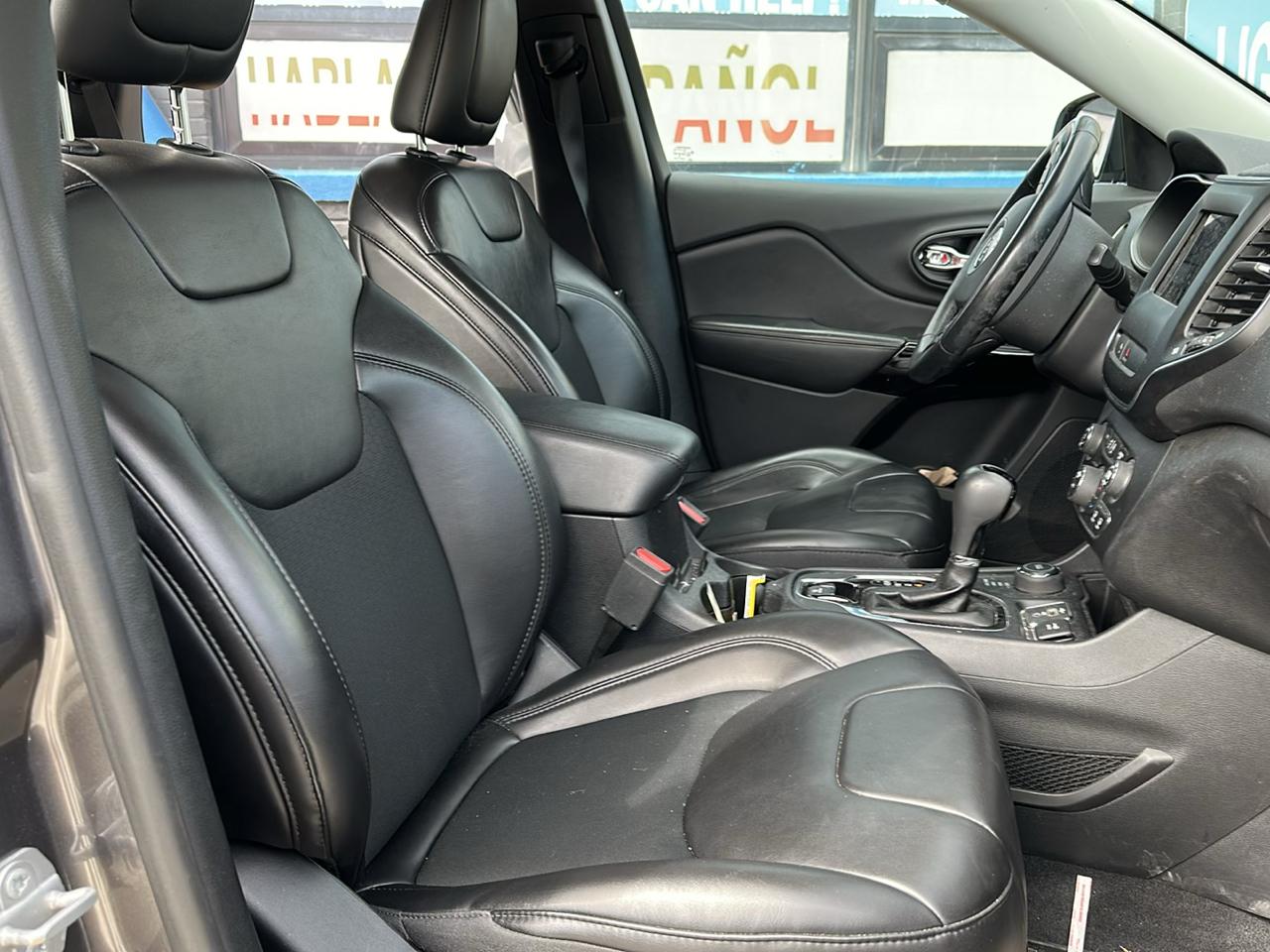 Jeep Cherokee Latitude Plus 4WD 2019