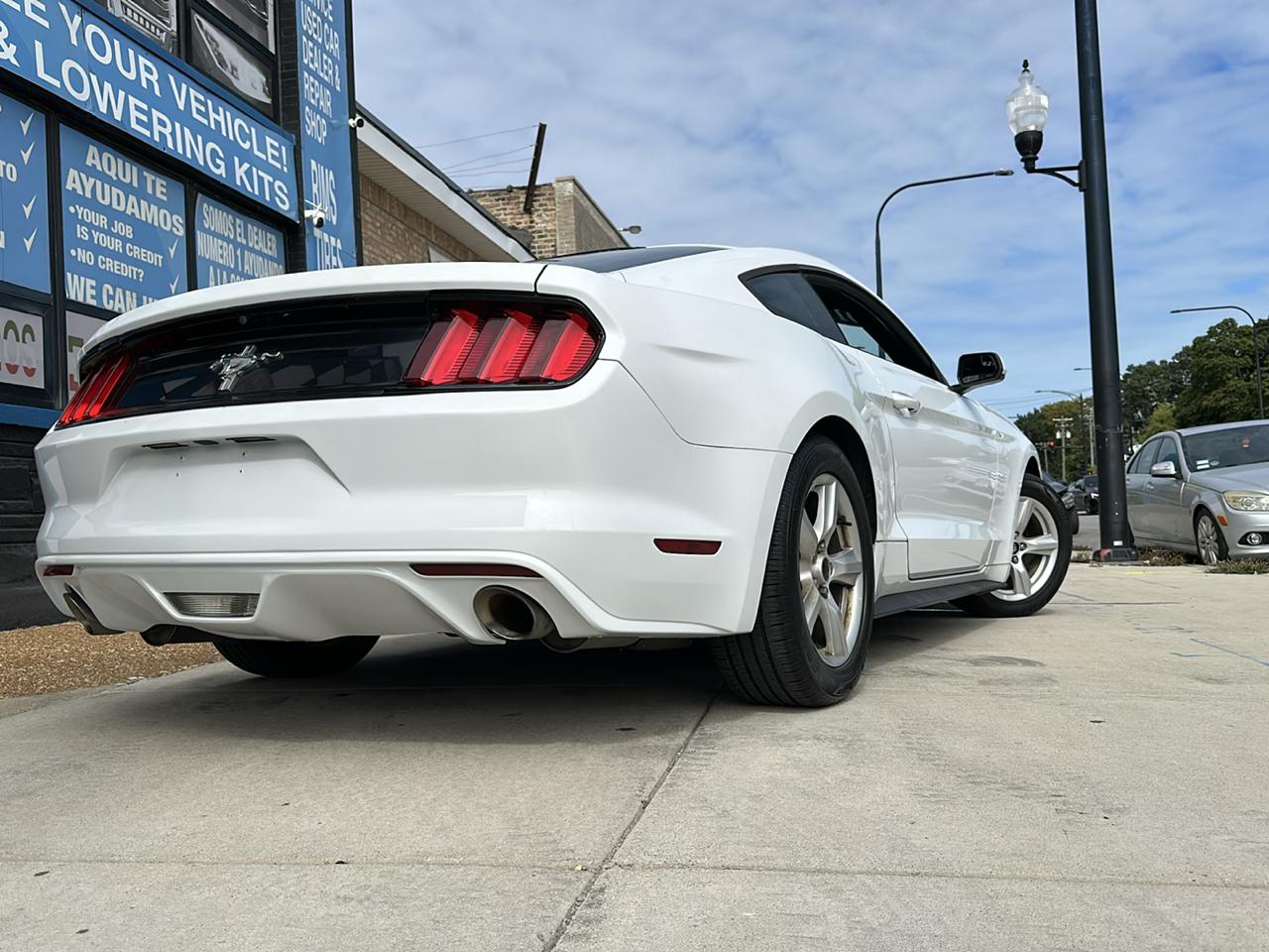 Ford Mustang V6 Coupe 2017
