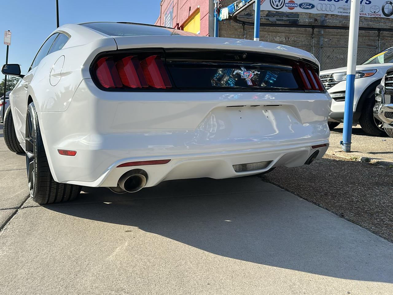 Ford Mustang V6 Coupe 2017