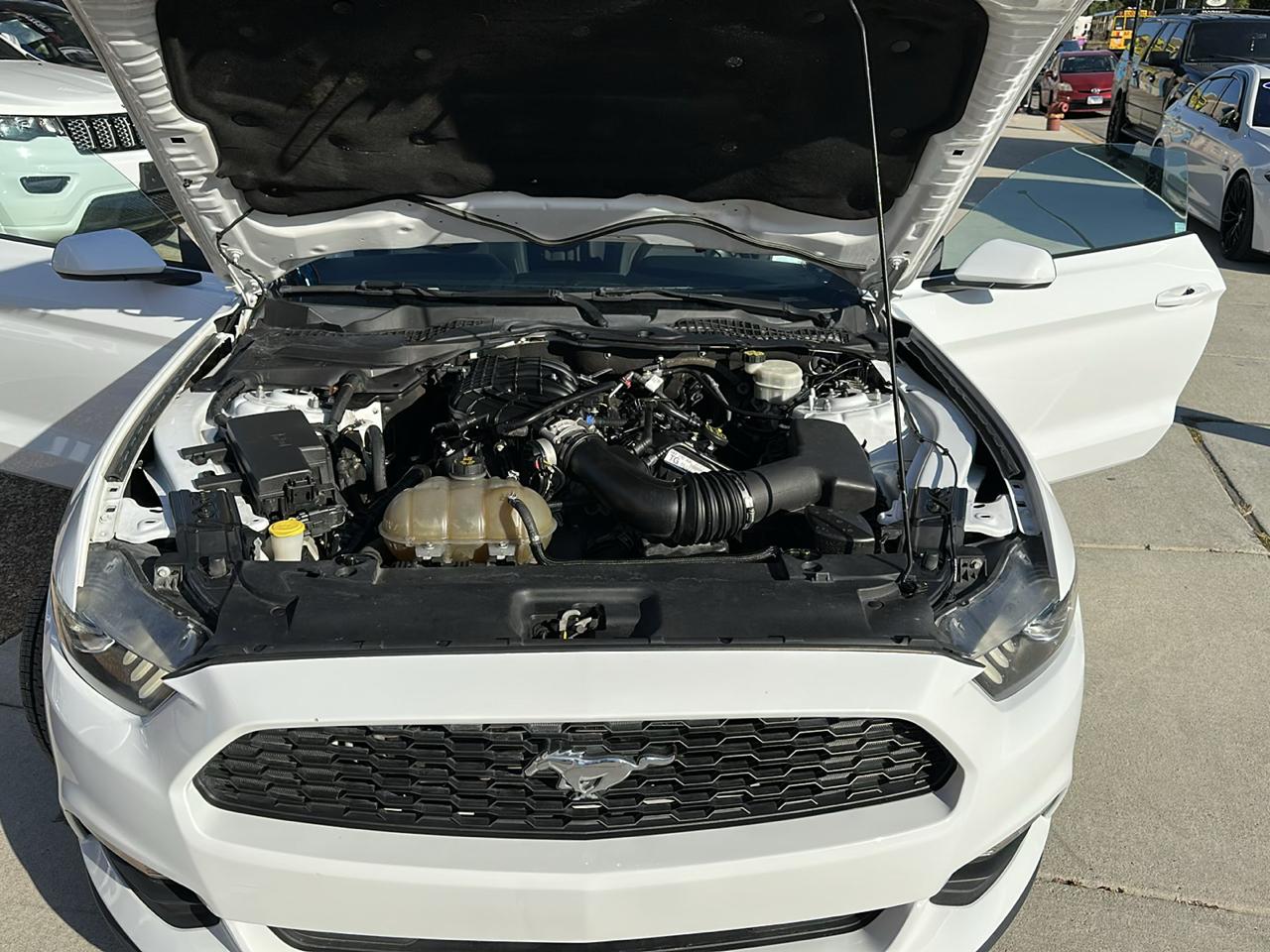 Ford Mustang V6 Coupe 2017