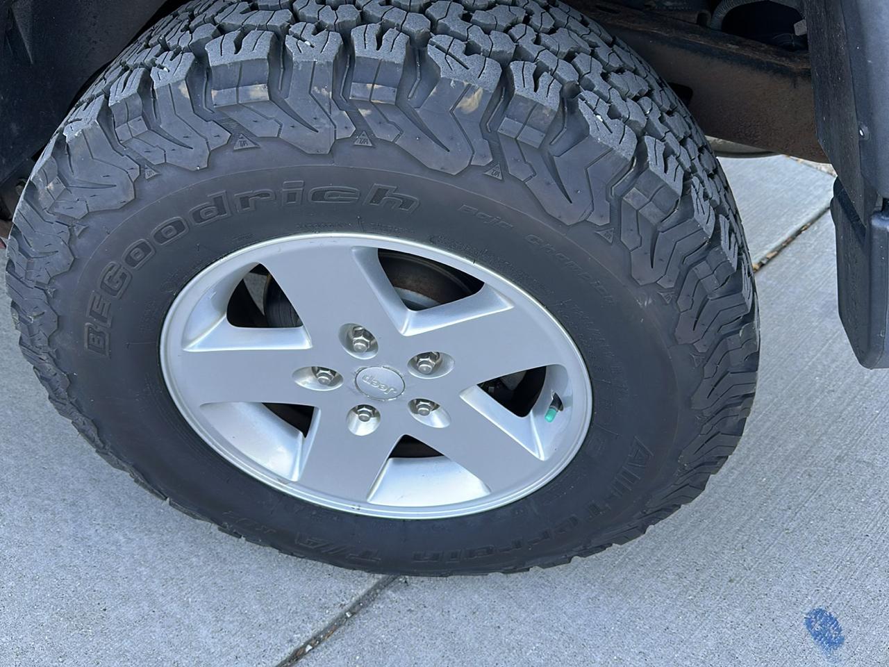 Jeep Wrangler Unlimited Sport 4WD 2011