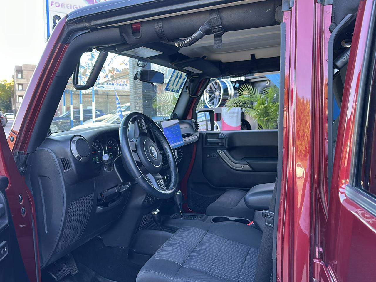 Jeep Wrangler Unlimited Sport 4WD 2011