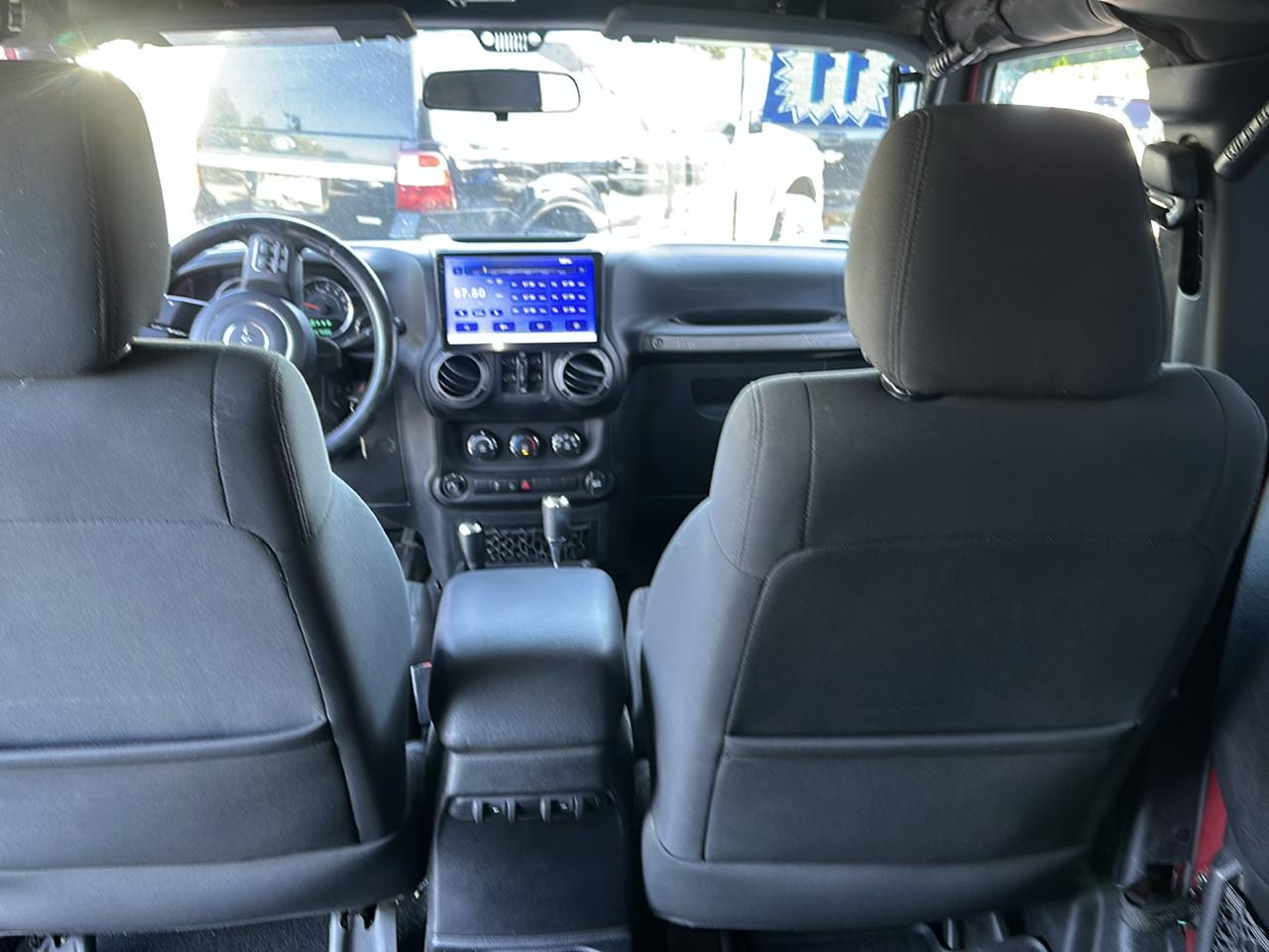 Jeep Wrangler Unlimited Sport 4WD 2011