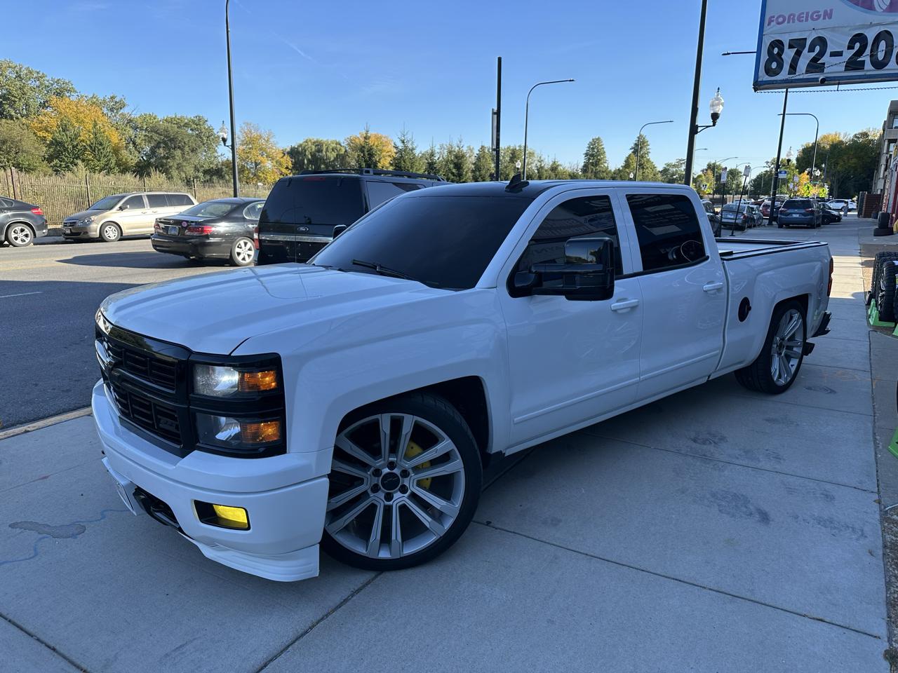 Chevrolet Silverado 1500 LT Crew Cab Long Box 4WD 2015