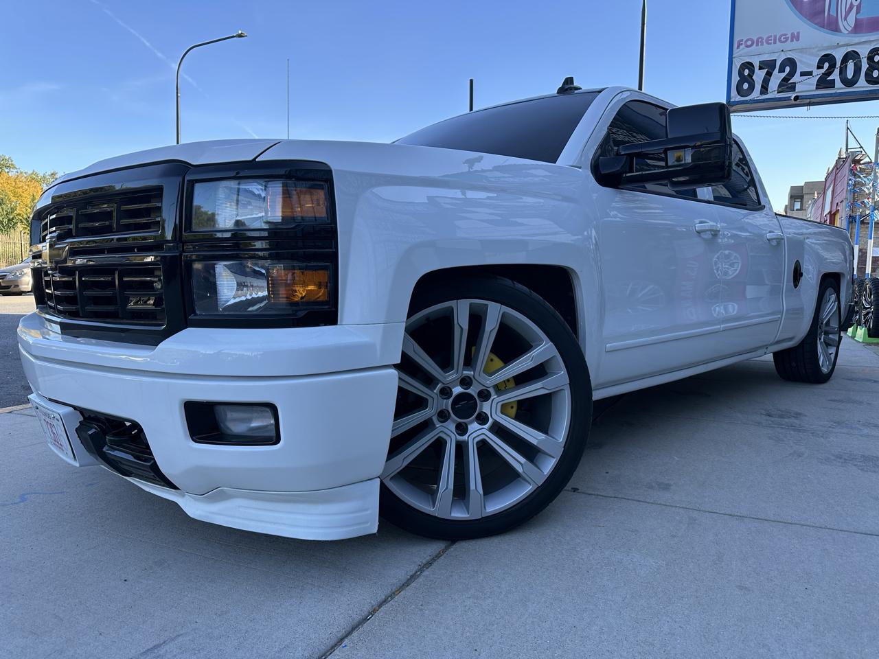 Chevrolet Silverado 1500 LT Crew Cab Long Box 4WD 2015