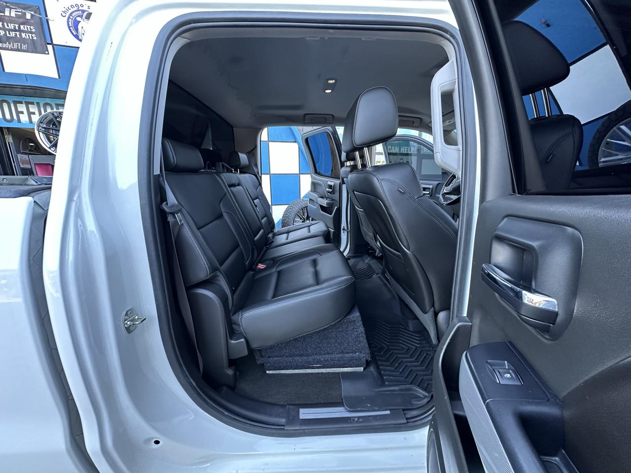 Chevrolet Silverado 1500 LT Crew Cab Long Box 4WD 2015