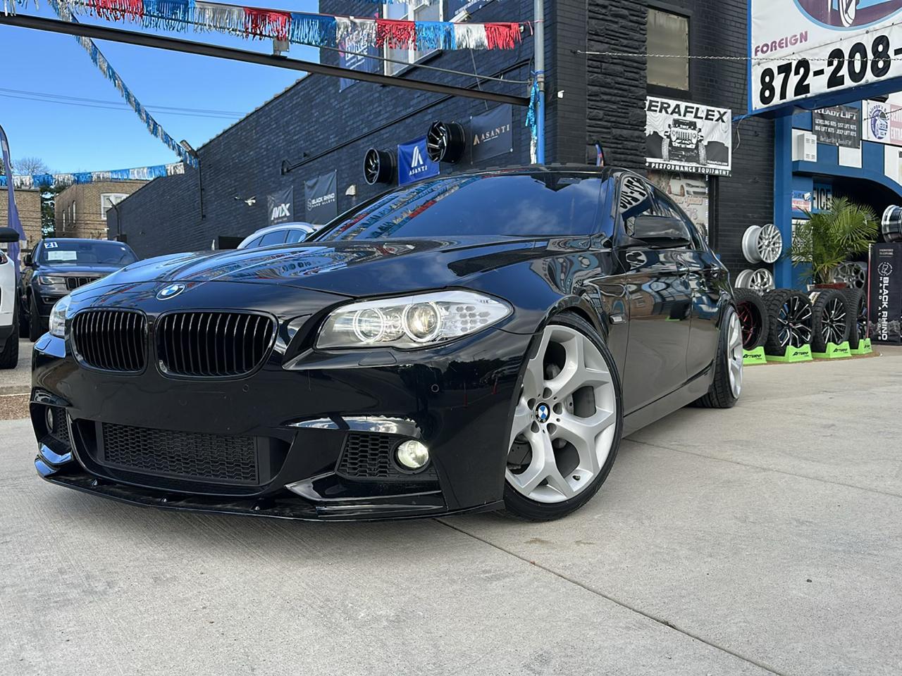 BMW 5-Series 535xi 2011