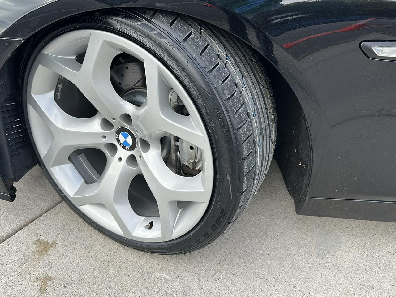 BMW 5-Series 535xi 2011