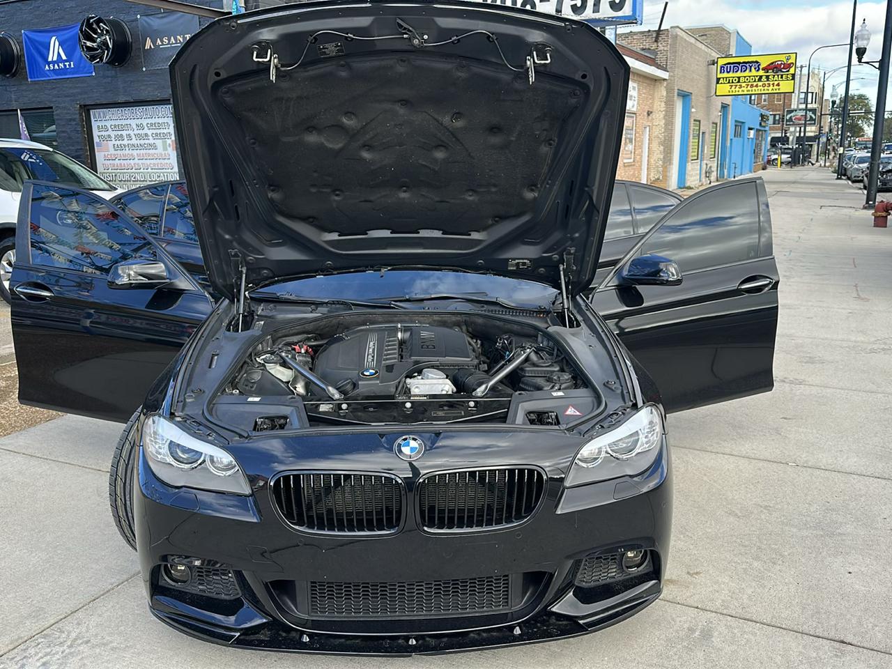 BMW 5-Series 535xi 2011