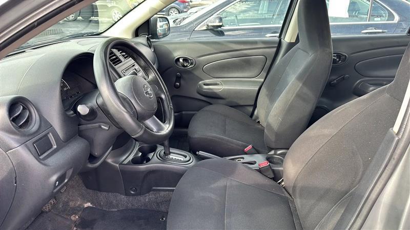 Nissan Versa  2013
