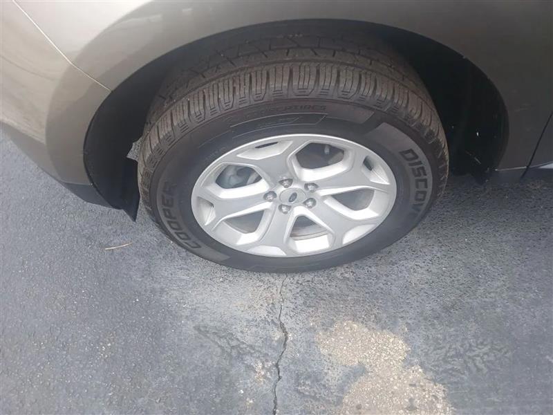 2014 Ford Edge SEL Sport photo 3