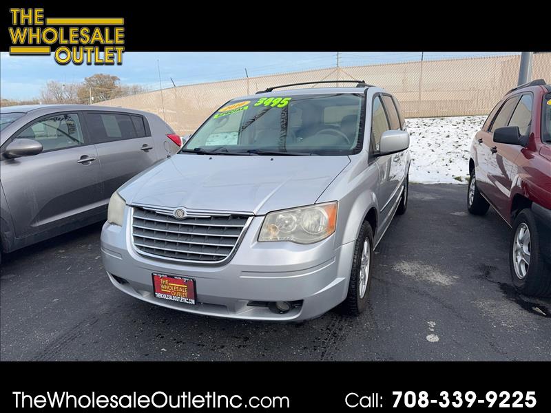 2010 Chrysler Town & Country Touring Minivan 4D