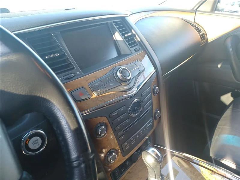 Infiniti QX56  2012