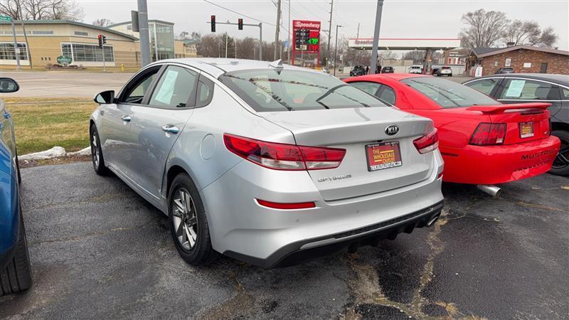 Kia Optima  2019