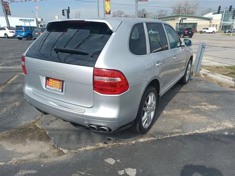 Porsche Cayenne  2008