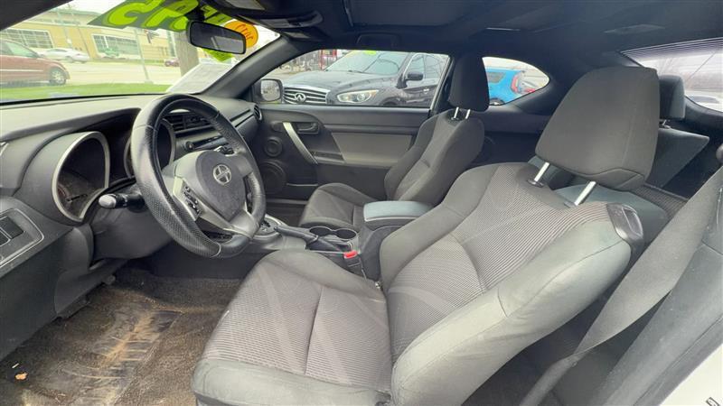 Scion tC  2012