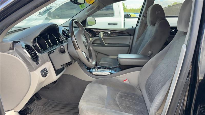 Buick Enclave  2017