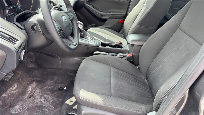 Ford Focus  2016